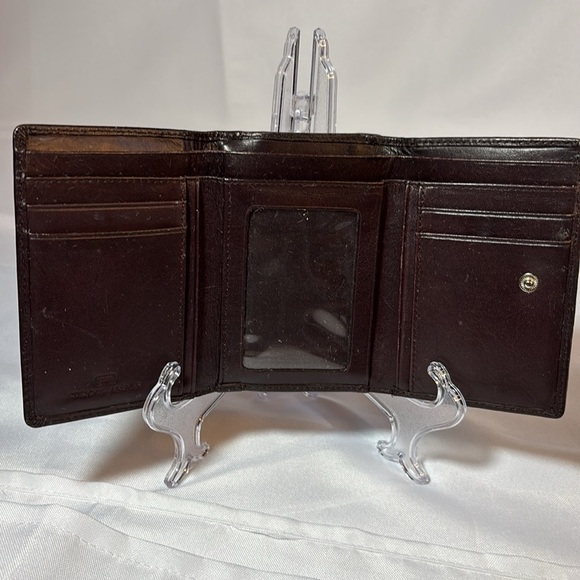 Etienne Aigner Dk Brown Diagonal Leather Pattern Wallet Coin Compartment - Picture 4 of 11